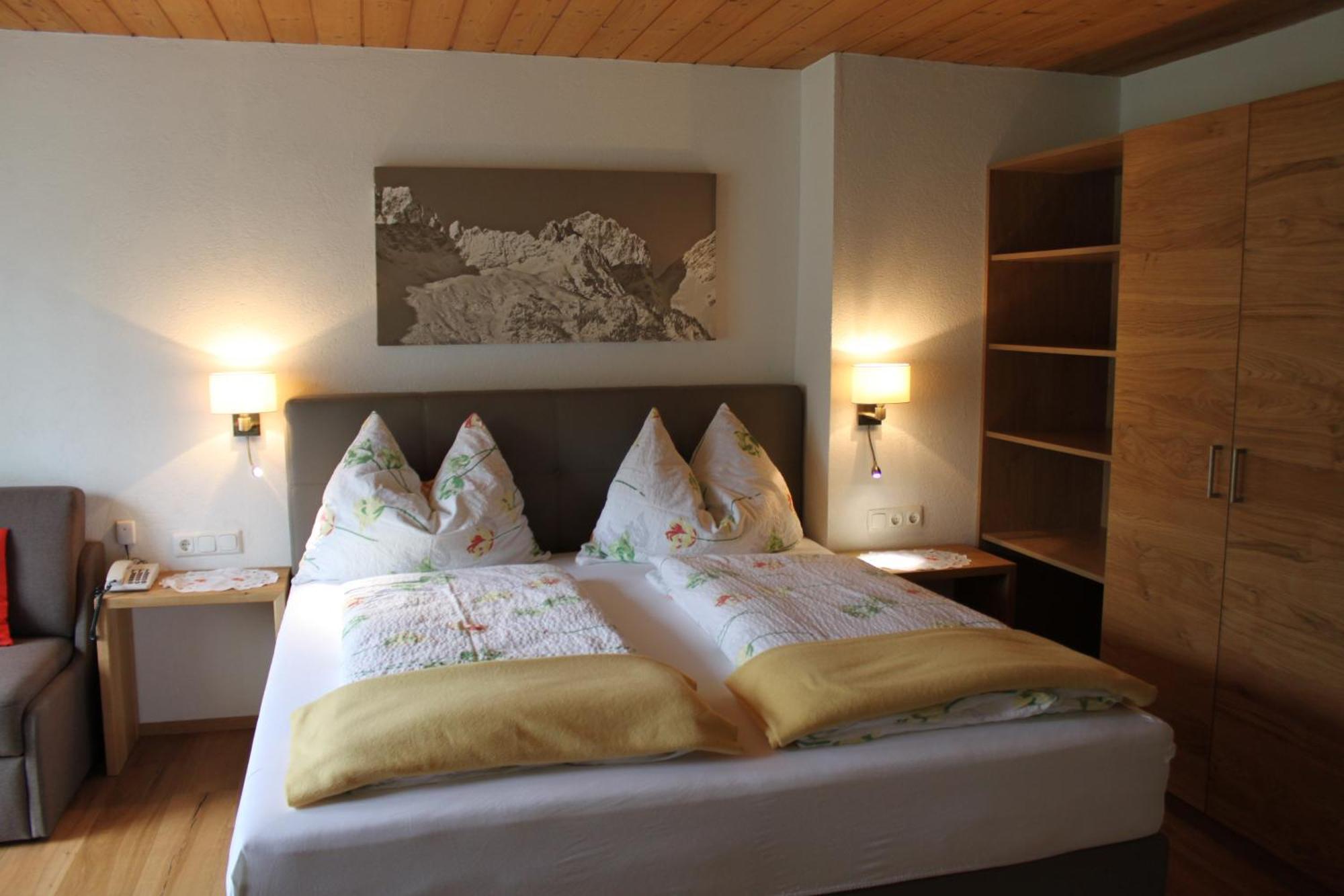 Otto Steiner Appartements Pension Ellmau & Wilder Kaiser Exteriör bild