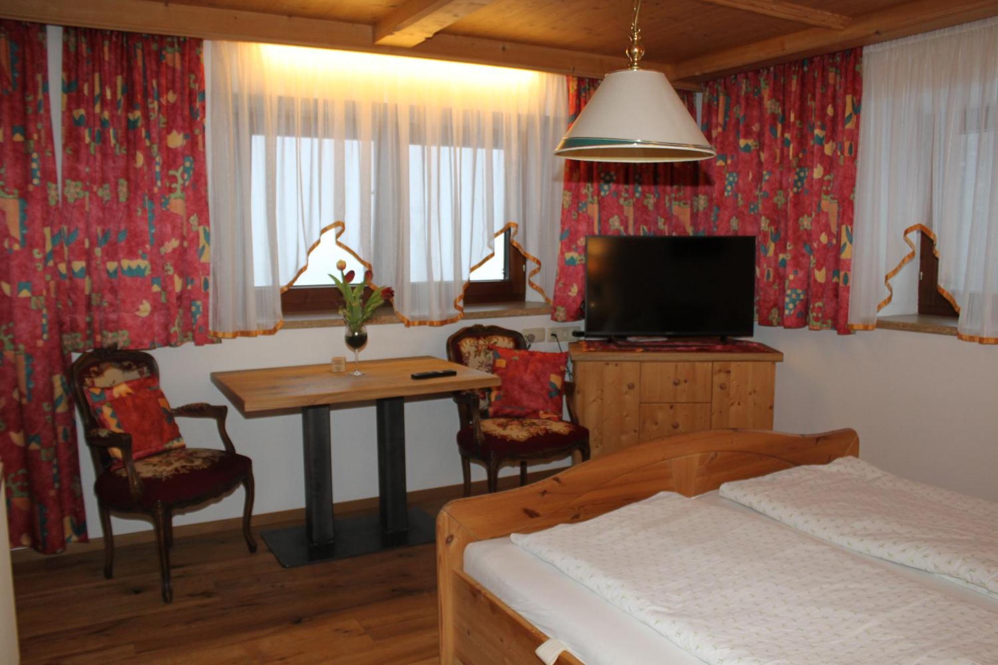 Otto Steiner Appartements Pension Ellmau & Wilder Kaiser Exteriör bild