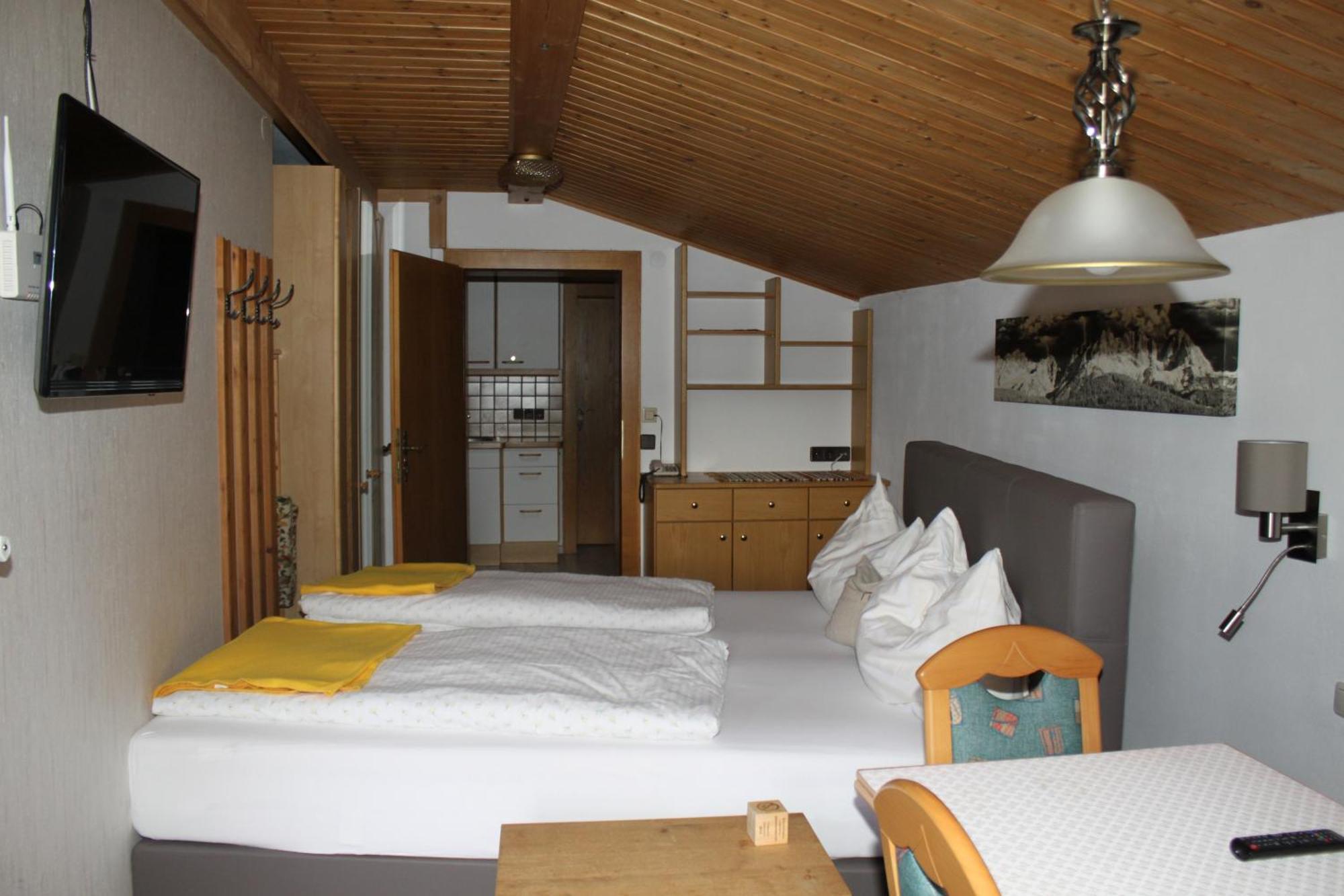 Otto Steiner Appartements Pension Ellmau & Wilder Kaiser Exteriör bild